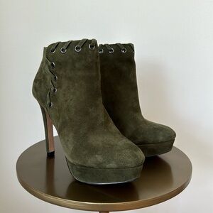 Jessica Simpson  Reecie Green Suede Women's Bootie